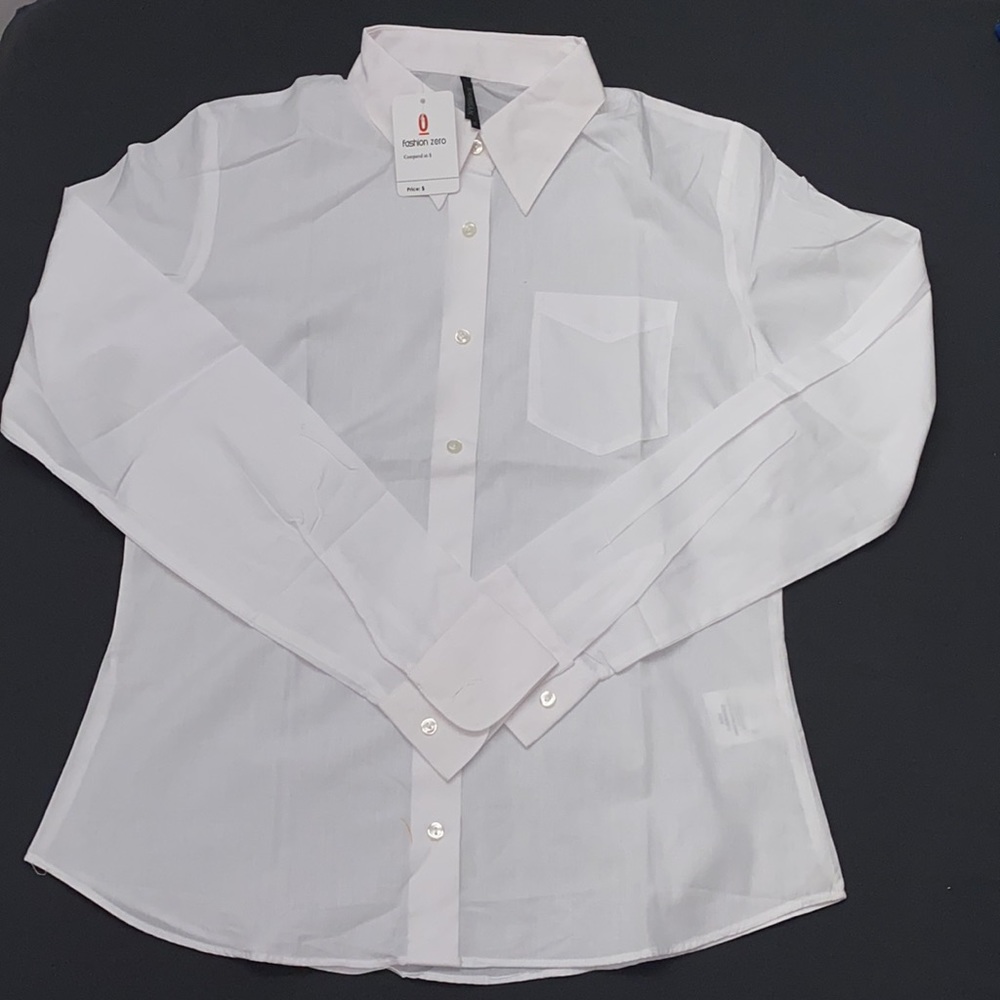 NWT white button down shirt size small